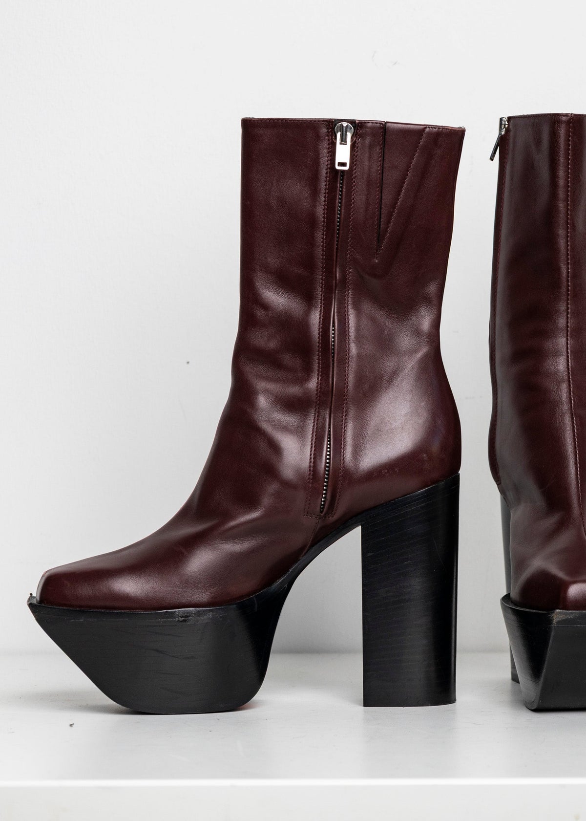 Platform Boots Burgundy EU40