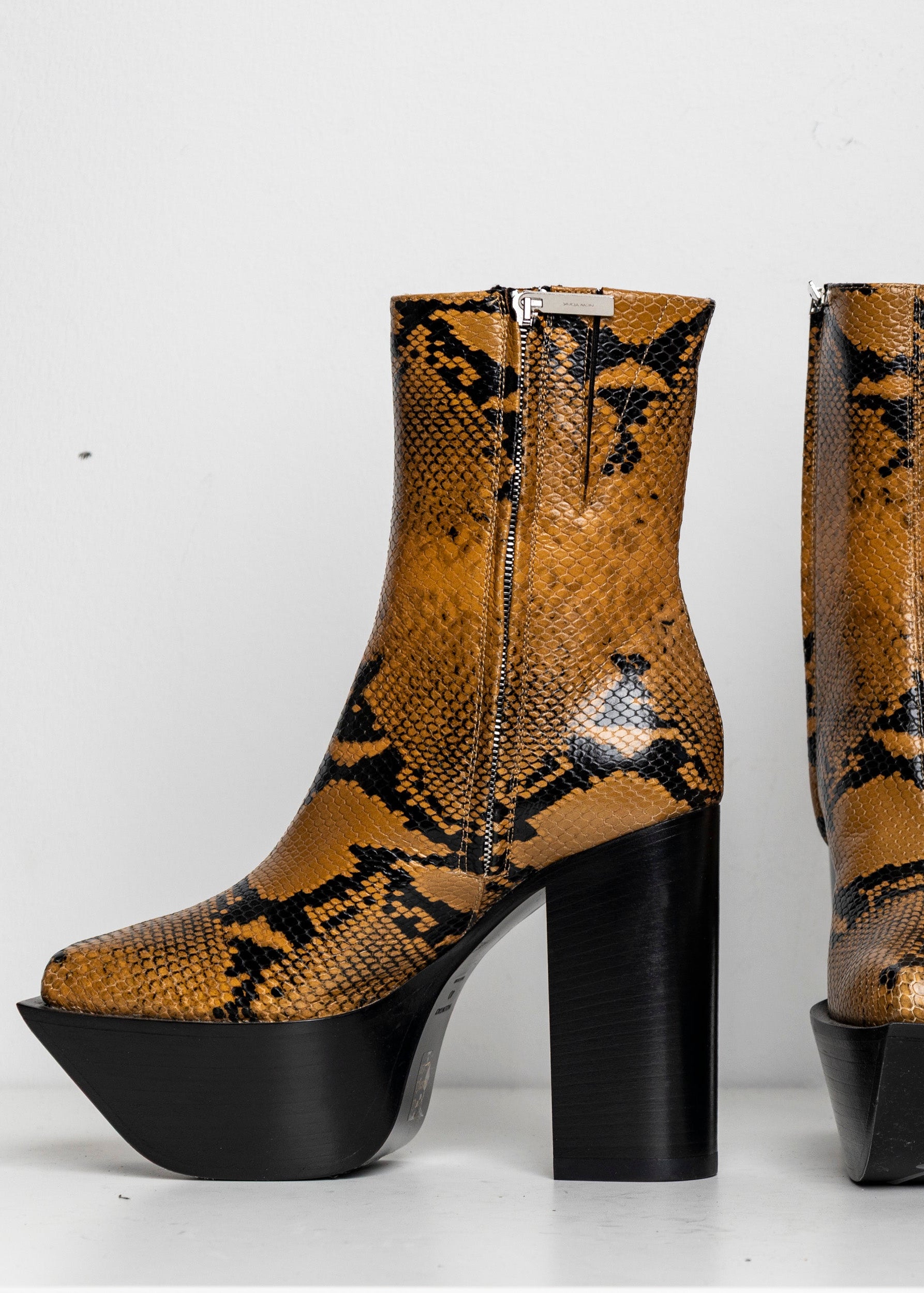 Platform Boots Tan Snake EU40 #3 (Like New)