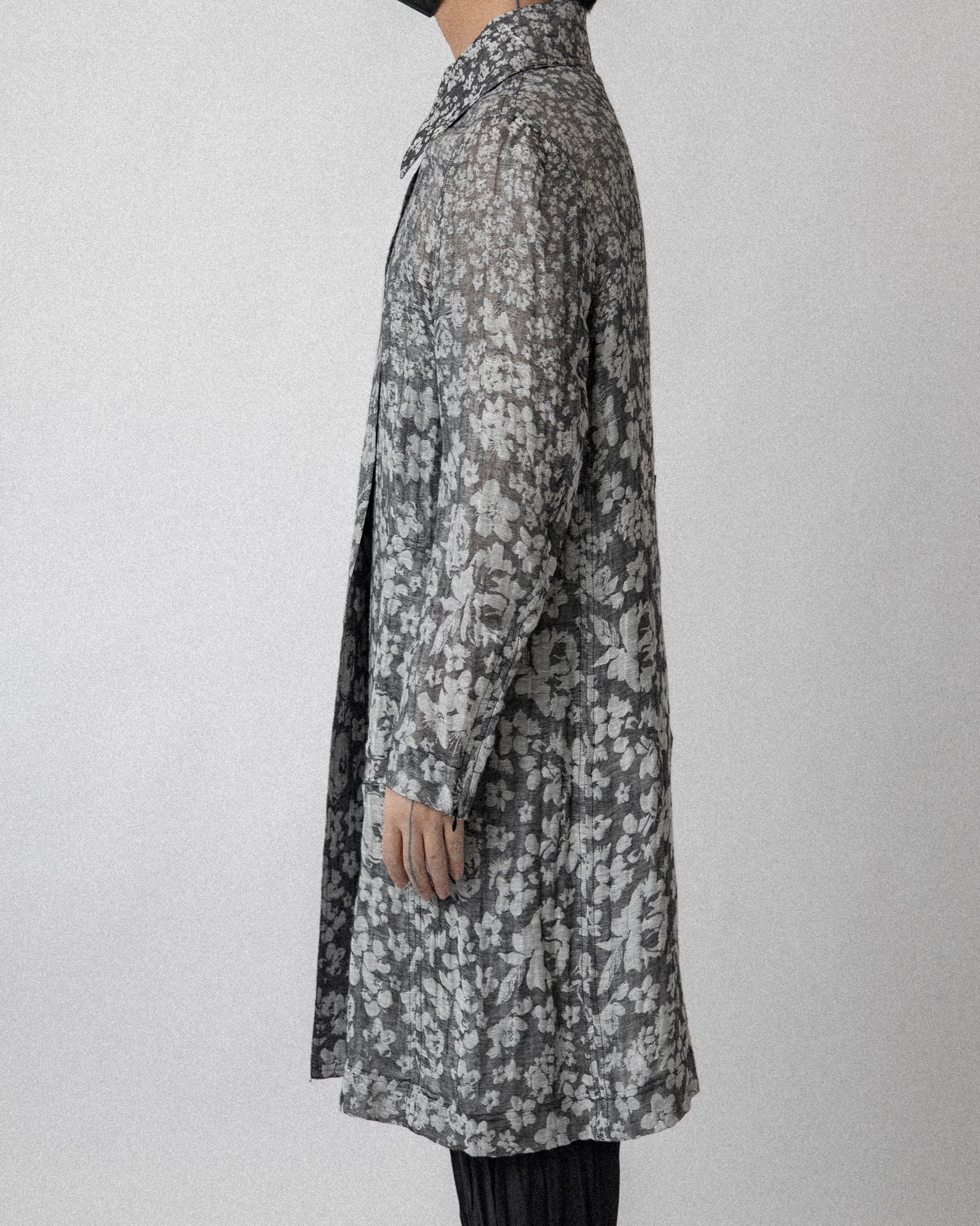 Floral Jacquard Lab Coat Gray - Cross shoulder 18''