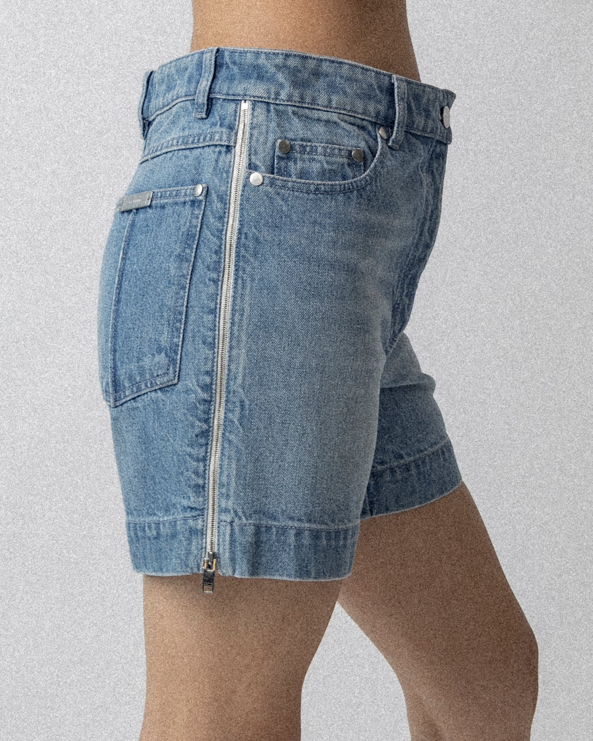 Side Zip Jean Short Light Blue Waist 32'' S